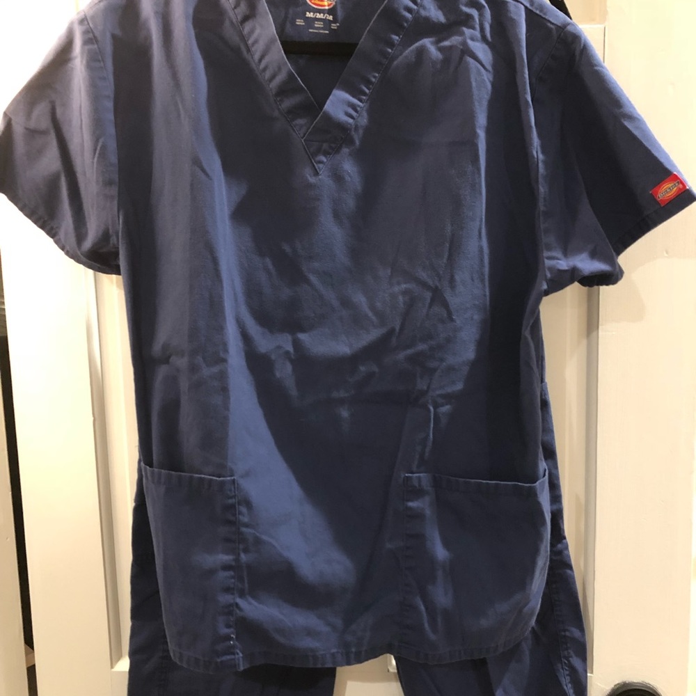 Scrub Pair Women’s MEDIUM